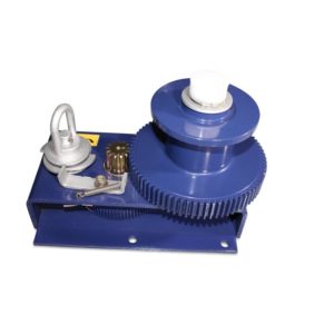 Winch 550kg for mounting at ce